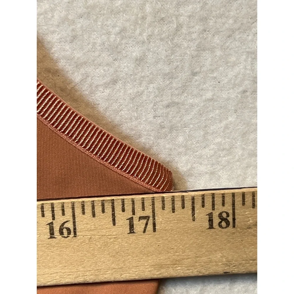 lululemon athletica lightweight insulated